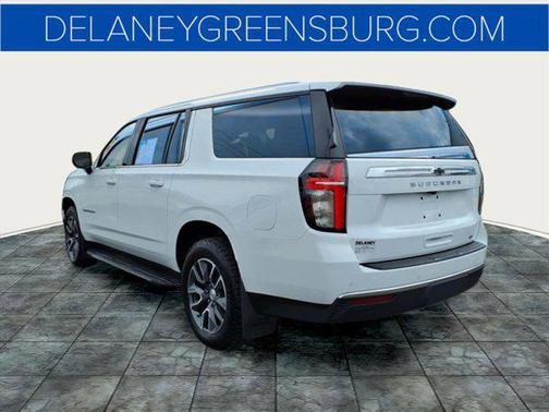 2022 Chevrolet Suburban LT