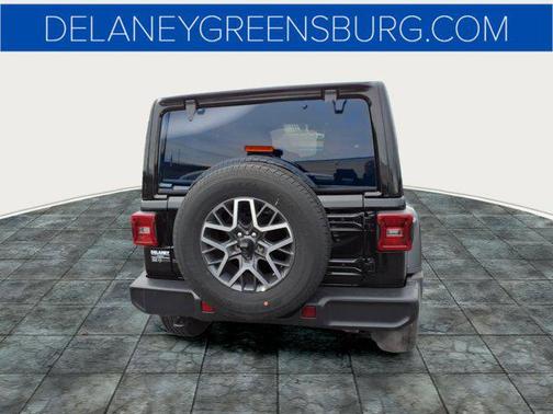 2025 Jeep Wrangler 4-Door Sahara 4x4