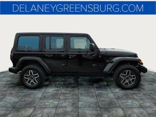 2025 Jeep Wrangler 4-Door Sahara 4x4