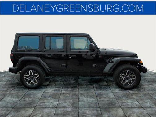 2025 Jeep Wrangler 4-Door Sahara 4x4