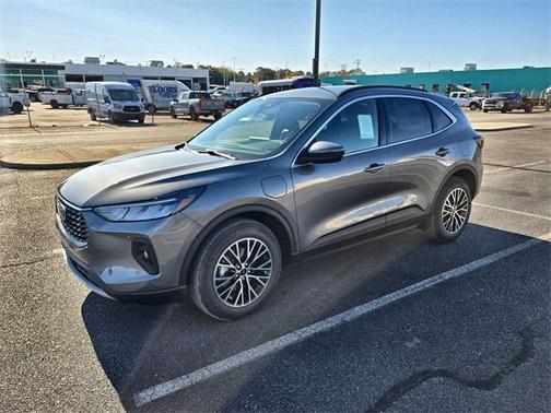 2025 Ford Escape PHEV SE