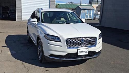 2022 Lincoln Nautilus Standard