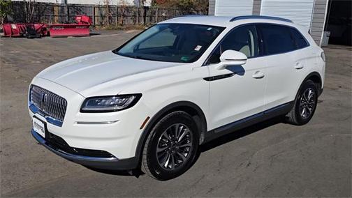 2022 Lincoln Nautilus Standard