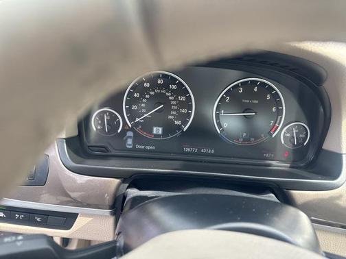 2014 BMW 528 528i