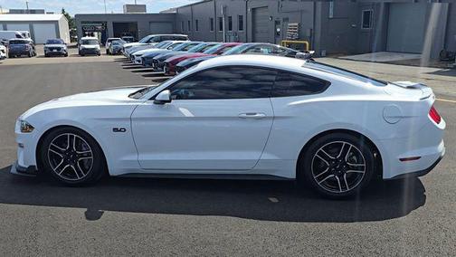 Oxford White 2022 Ford Mustang GT Premium