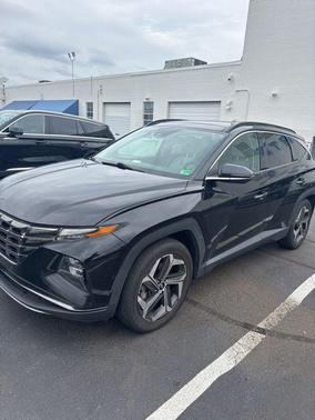 Phantom Black 2022 Hyundai TUCSON Limited