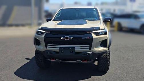 Sand Dune Metallic 2024 Chevrolet Colorado ZR2