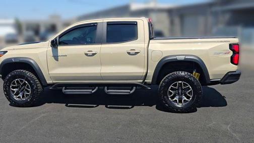 Sand Dune Metallic 2024 Chevrolet Colorado ZR2