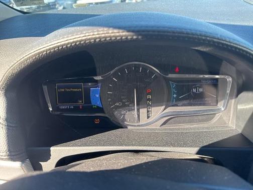 2013 Lincoln MKX Base