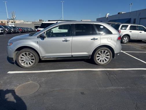 2013 Lincoln MKX Base