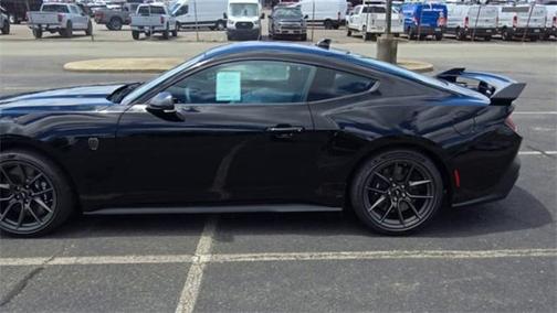 2025 Ford Mustang Dark Horse Fastback
