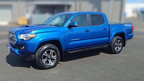 Blazing Blue Pearl 2016 Toyota Tacoma TRD Sport