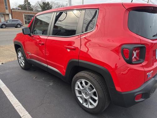 2023 Jeep Renegade Latitude