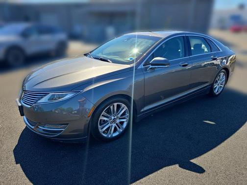 Magnetic Metallic 2015 Lincoln MKZ Base