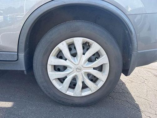 Gun Metallic 2015 Nissan Rogue S