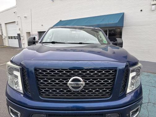 2017 Nissan Titan PRO-4X