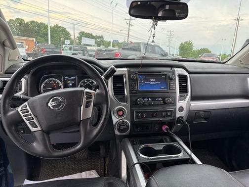 2017 Nissan Titan PRO-4X