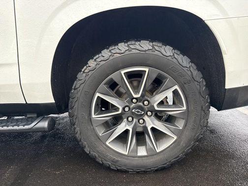 2021 Chevrolet Suburban 4WD Z71