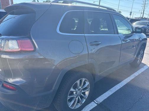 Granite Crystal Metallic Clearcoat 2019 Jeep Cherokee Latitude Plus