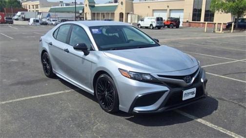 2022 Toyota Camry SE
