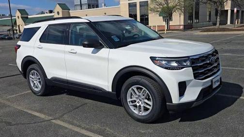 Star White Metallic Tri-Coat 2026 Ford Explorer Active