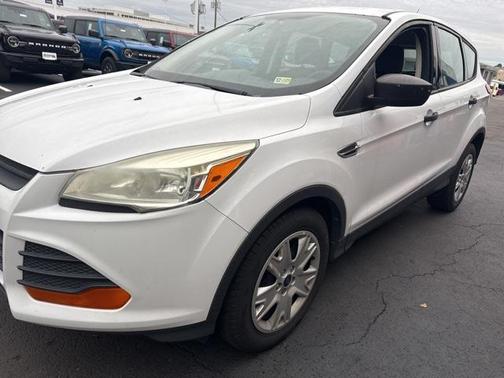 2014 Ford Escape S