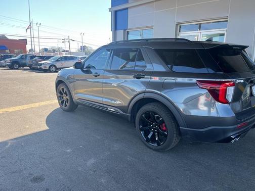 2020 Ford Explorer ST