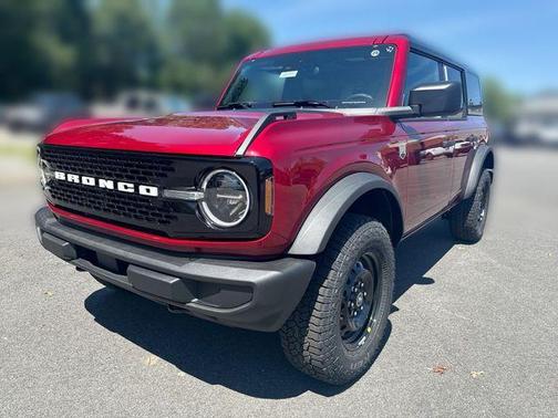 Ruby Red Metallic Tinted Clearcoat 2026 Ford Bronco Big Bend