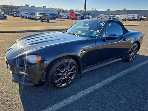 2019 FIAT 124 Spider Base