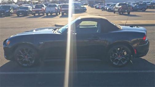 2019 FIAT 124 Spider Base