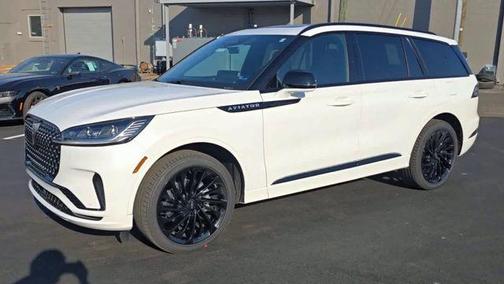 Pristine White Metallic Tri-Coat 2026 Lincoln Aviator Reserve AWD