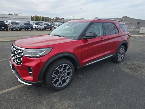 2025 Ford Explorer Platinum