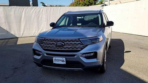 Iconic Silver Metallic 2023 Ford Explorer Limited