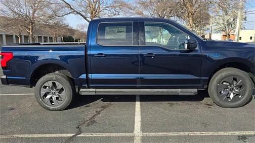 2025 Ford F-150 Lightning LARIAT