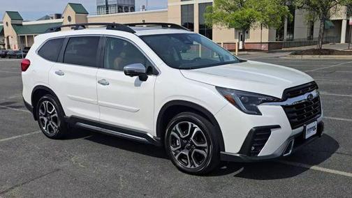Crystal White Pearl 2023 Subaru Ascent Touring 7-Passenger