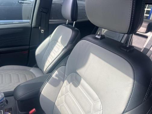 2023 Ford Escape PHEV SE