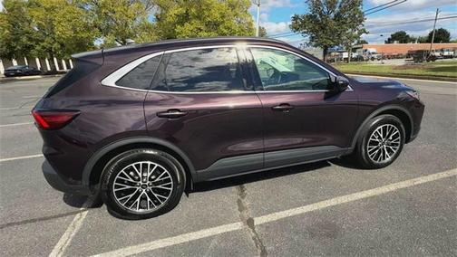 2023 Ford Escape PHEV SE