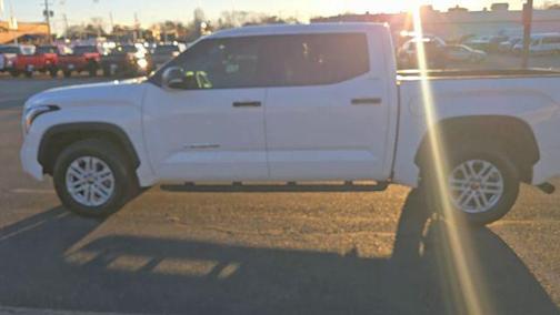 2022 Toyota Tundra SR5