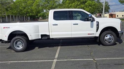2025 Ford F-350 Lariat