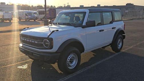 Oxford White 2025 Ford Bronco Base