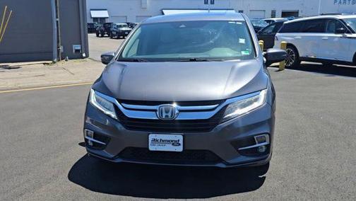 Pacific Pewter Metallic 2018 Honda Odyssey Elite