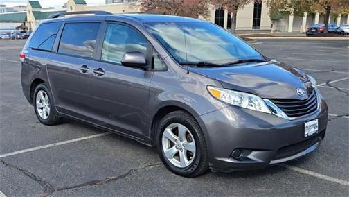 2012 Toyota Sienna LE