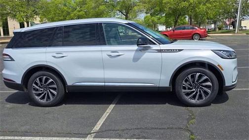 2025 Lincoln Aviator Premiere