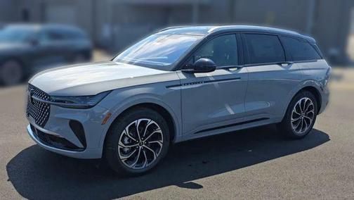 Gray Matter Clearcoat 2026 Lincoln Nautilus Reserve
