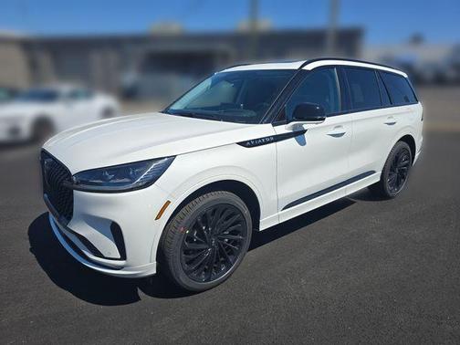 Pristine White Metallic Tri-Coat 2026 Lincoln Aviator Reserve AWD