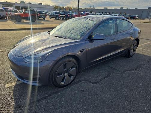 2023 Tesla Model 3 Standard Range