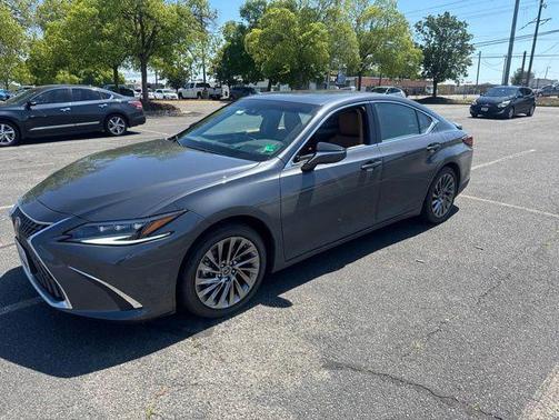 Gray 2024 Lexus ES 300h Ultra Luxury