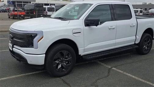 2023 Ford F-150 Lightning XLT