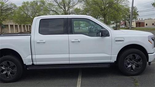 2023 Ford F-150 Lightning XLT