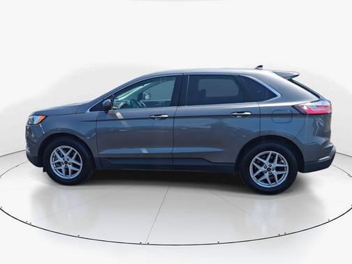 Gray Metallic 2024 Ford Edge SEL